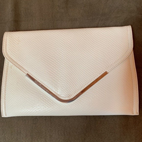 New BCBG clutch! - Picture 1 of 5